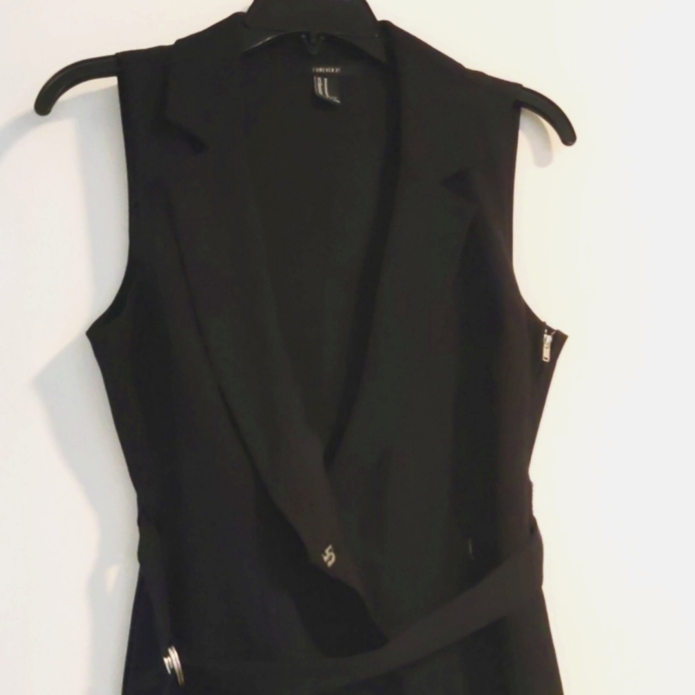 Romper - Picture 3 of 3
